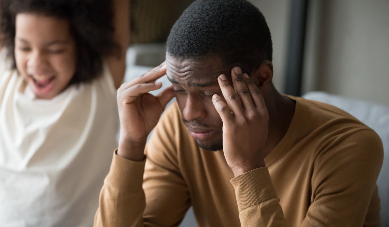 tinnitus young african american man discomfort