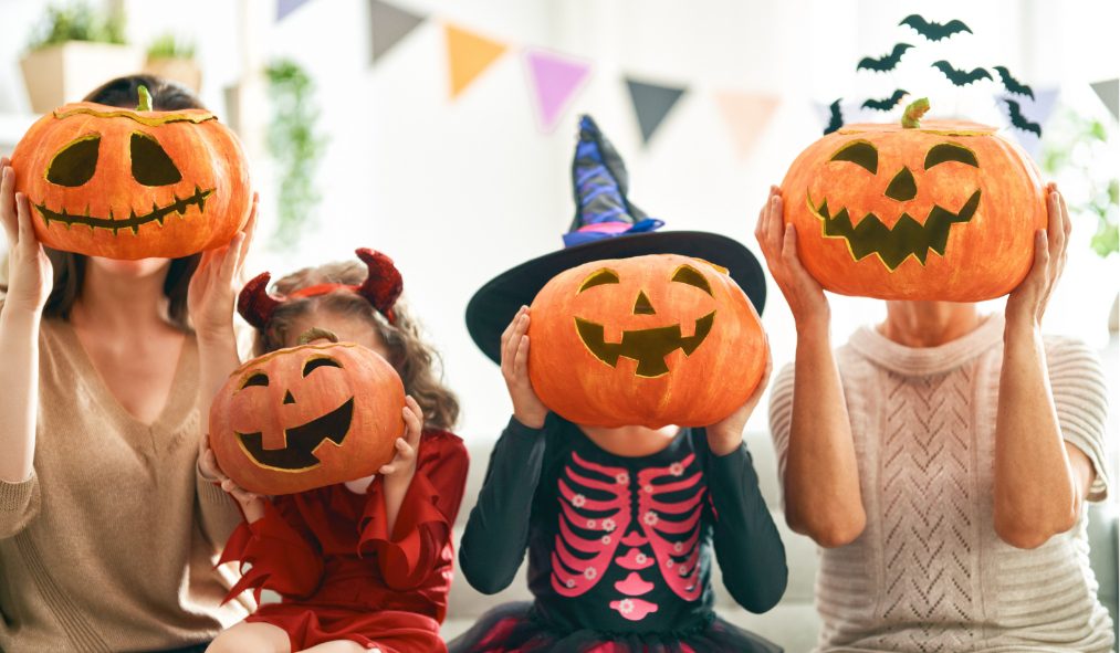 halloween kids with jack o lanterns