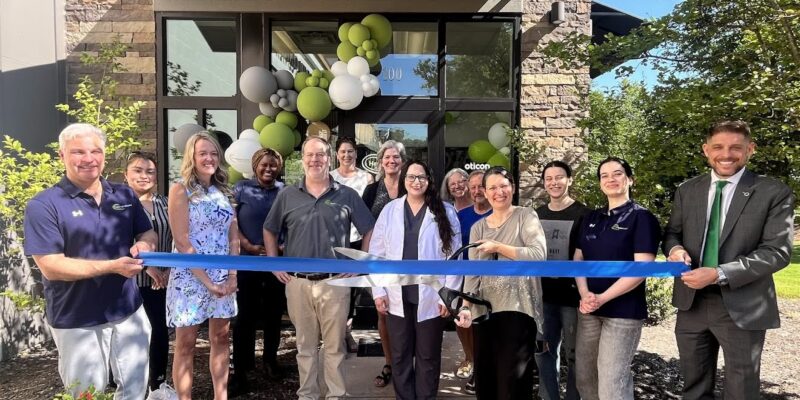 Ribbon Cutting All 1319 x 989