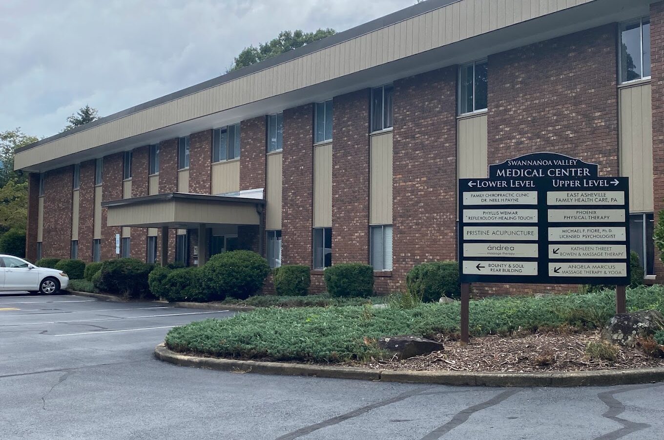 Black Mountain Front Office