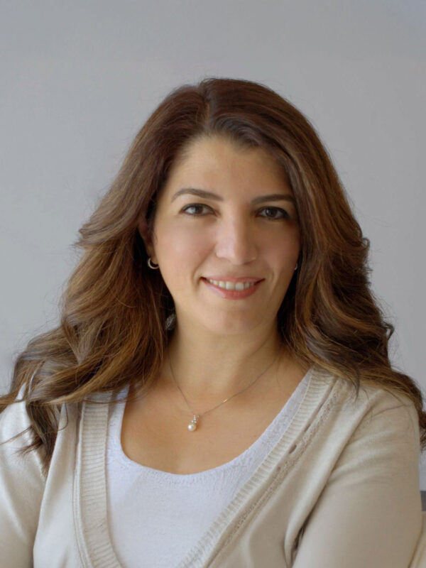 Laya Poost Foroosh