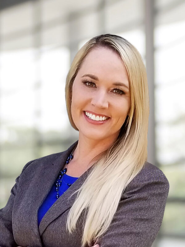 headshot Hope Laneter