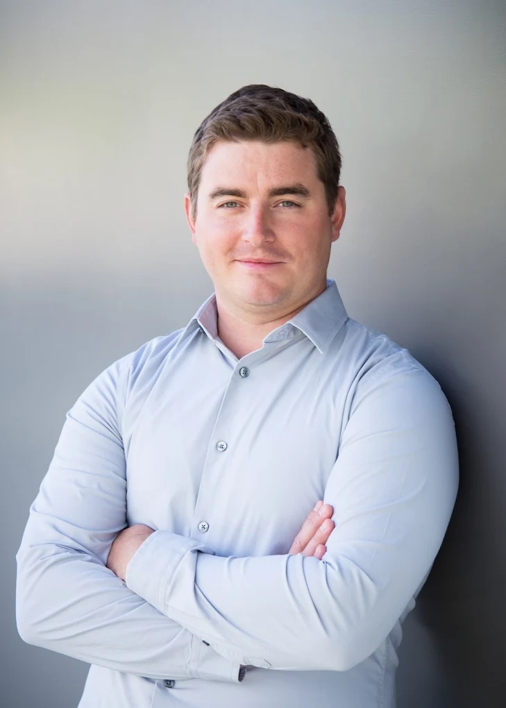 headshot Carson Tiede Owner Specialist