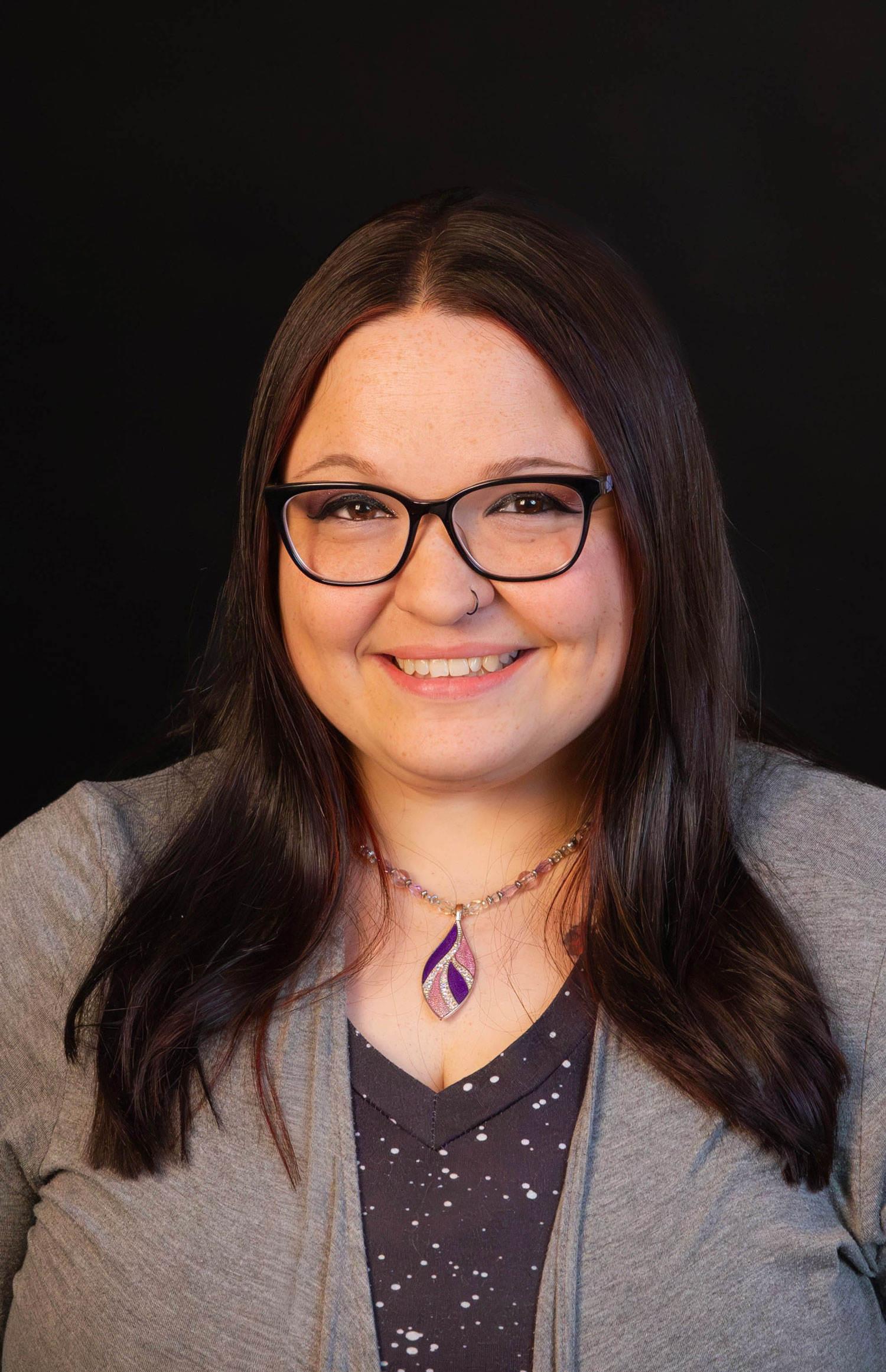 headshot kelly wayland