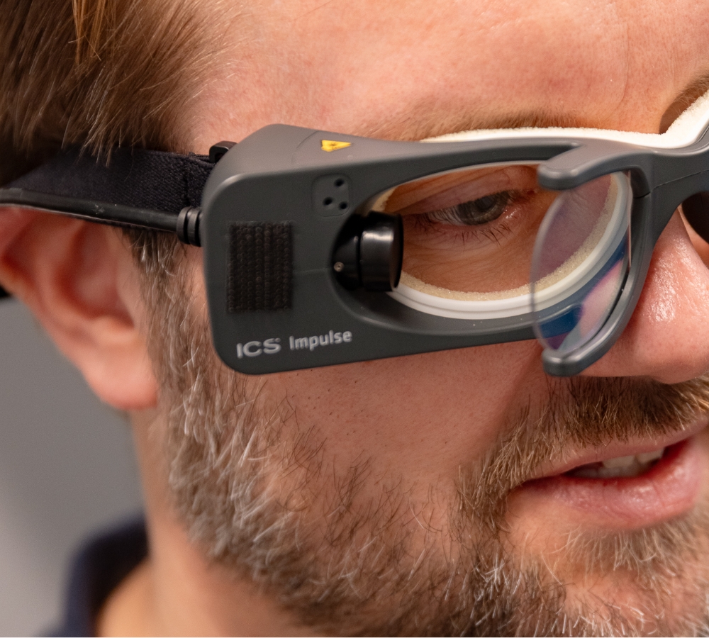 image balance glasses close