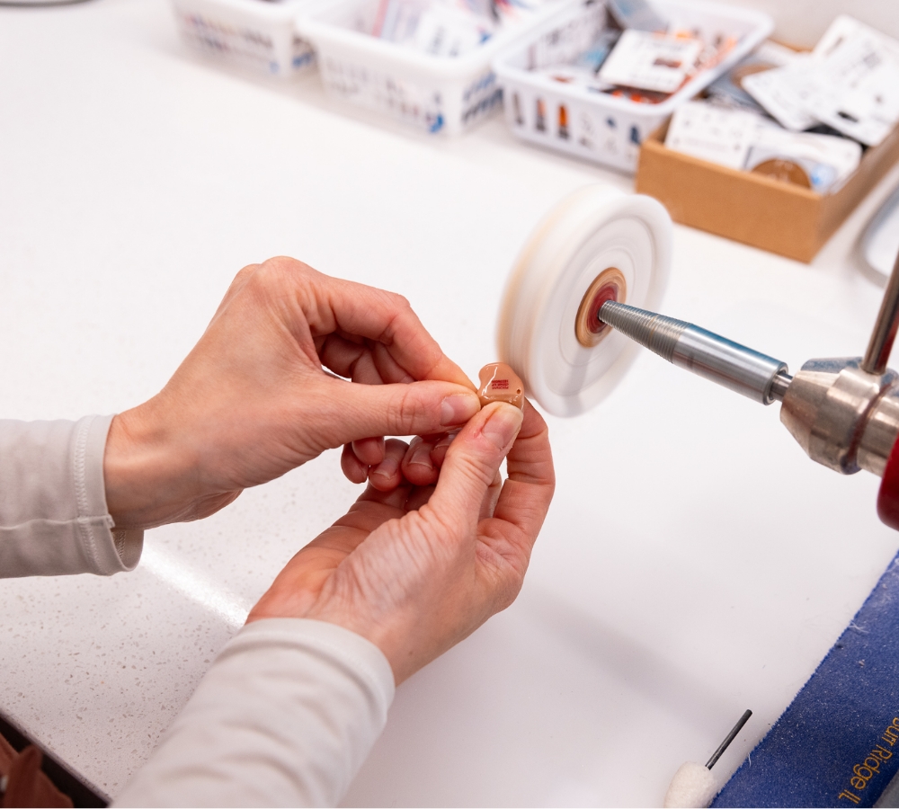 image hearing aid polishing 2