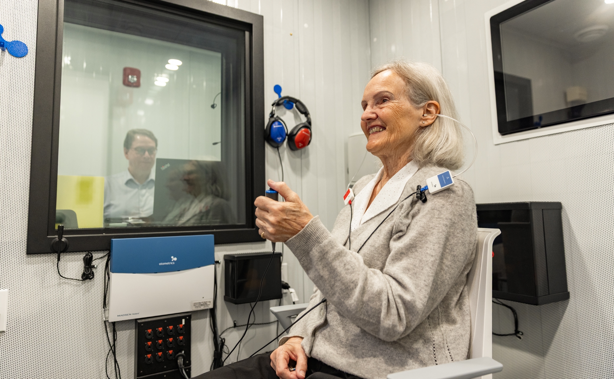 fw image soundbooth testing patient view