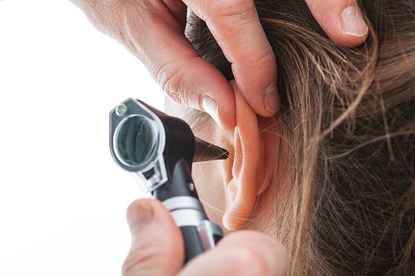 4 Signs You Should See an Audiologist