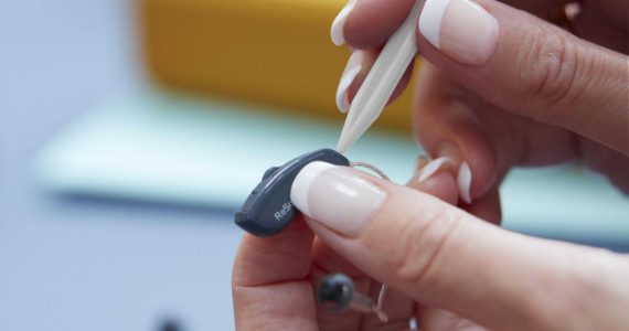 hearing aid repair image