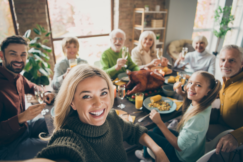 thanksgiving-table.jpg