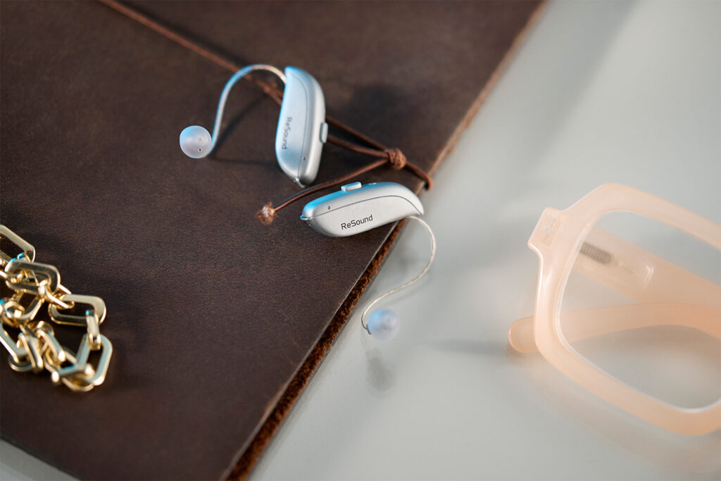 resound vivia lifestyle with glasses