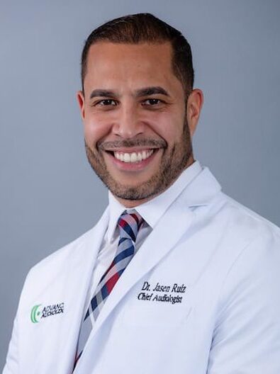 Dr Ruiz profile pic cropped