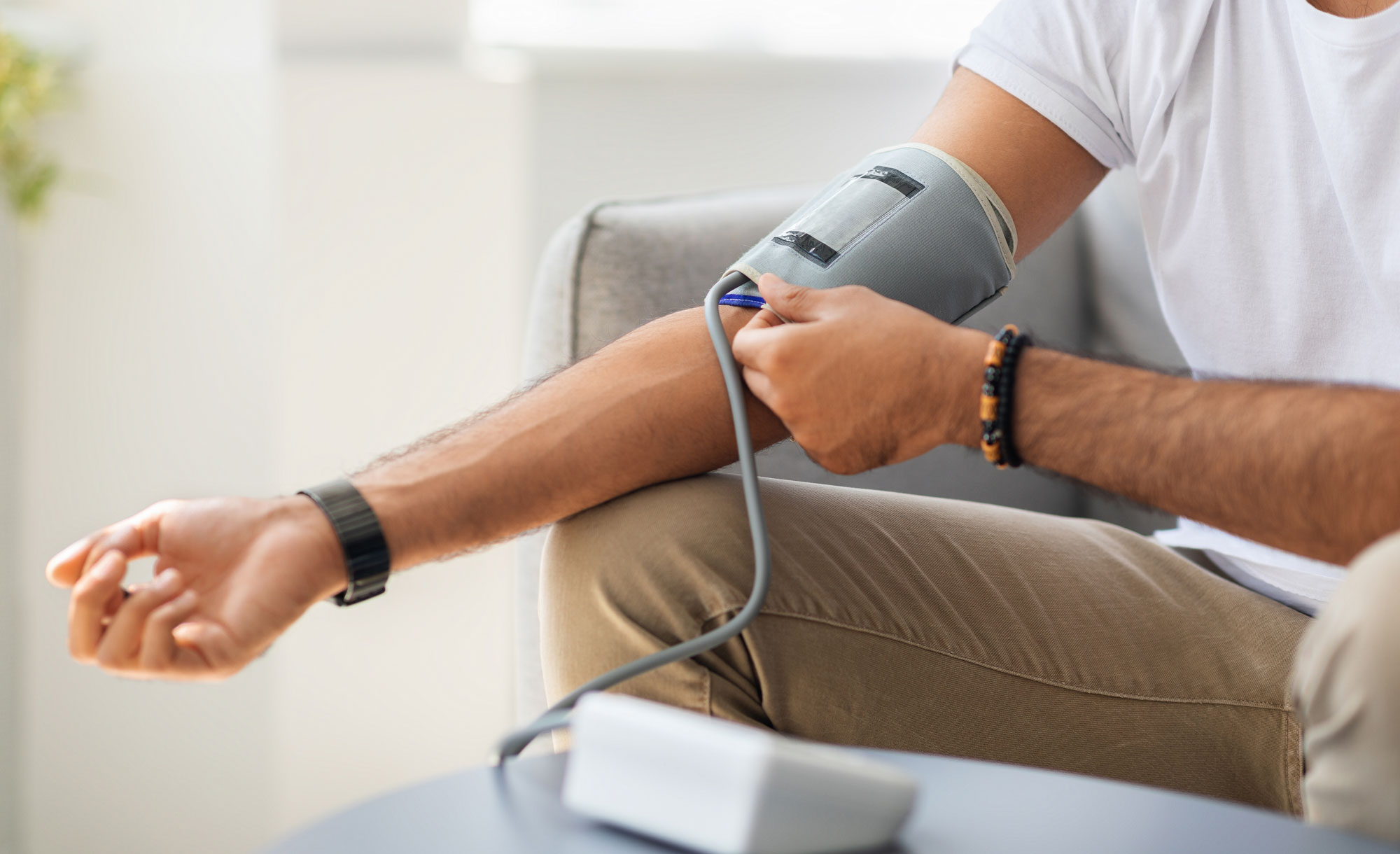 testing blood pressure