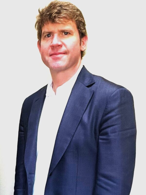 New pic for website Sam