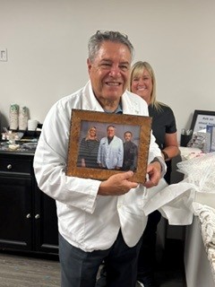 Dr S & photo 3