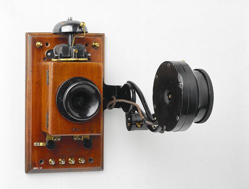 carbon transmitter hearing aid