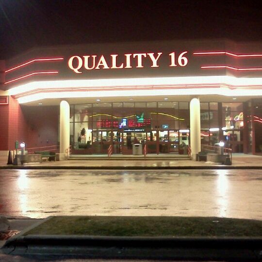 Tom O'Connor - Quality 16 Theater Night.jpg
