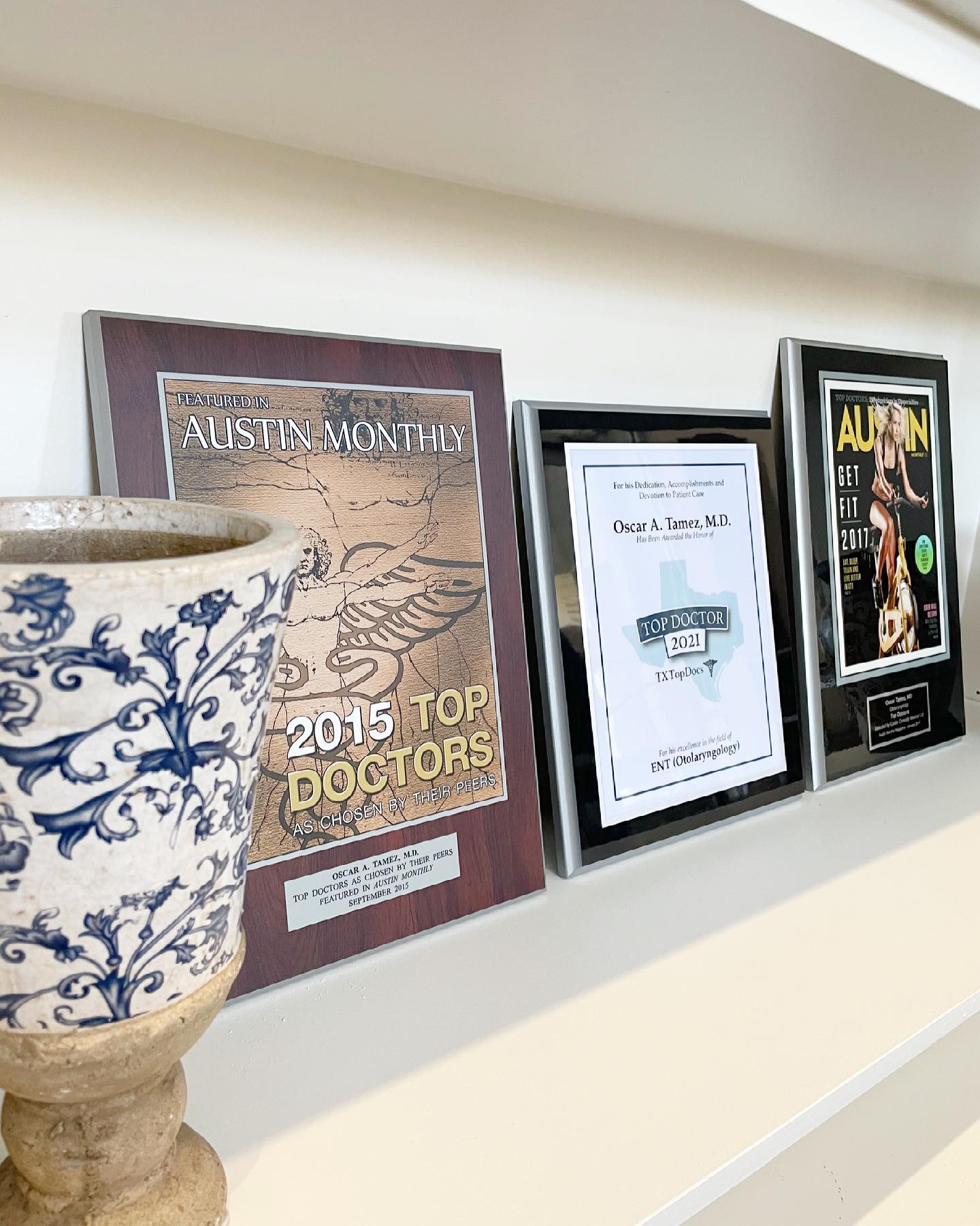 Plaques.jpg