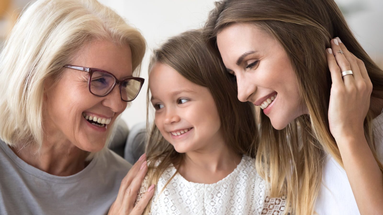 event image family smiling