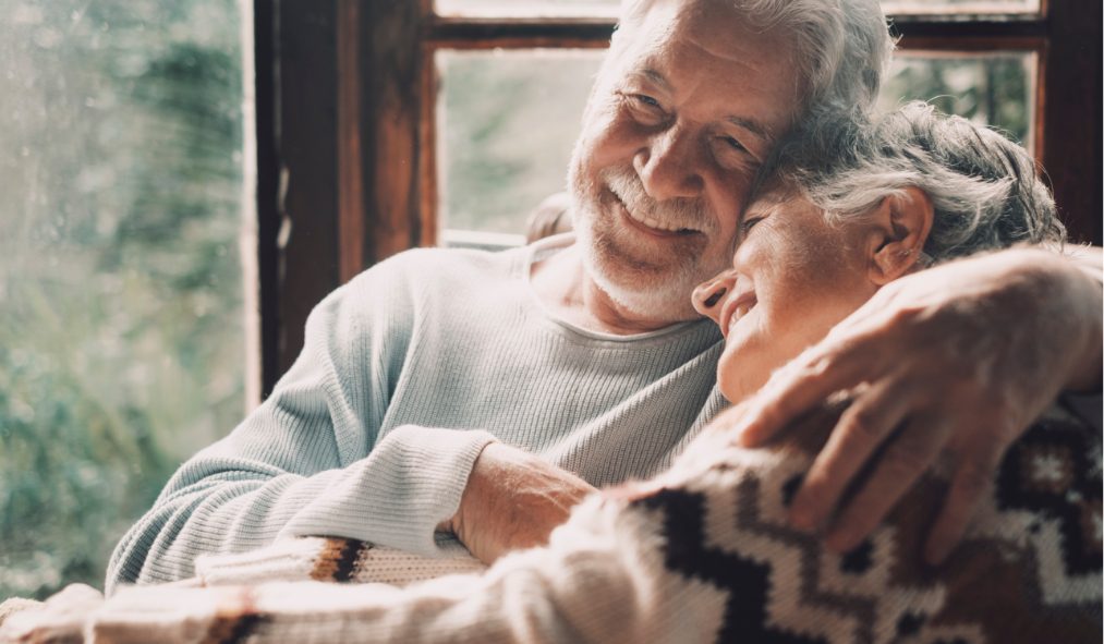cozy senior copule