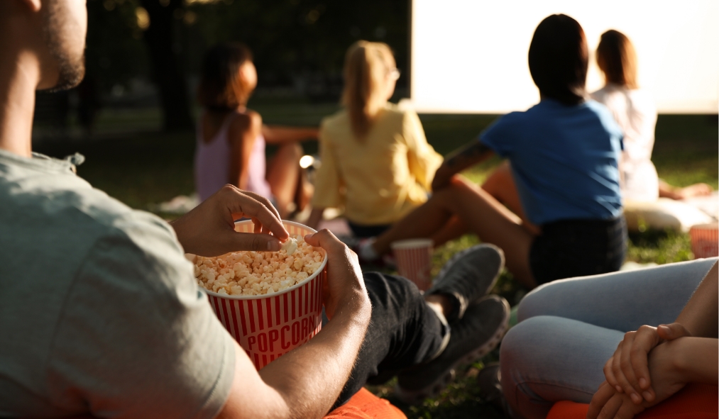 fall outdoor movie