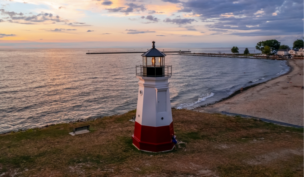 ohio lake eerie vermillion lighthouse spring sunset